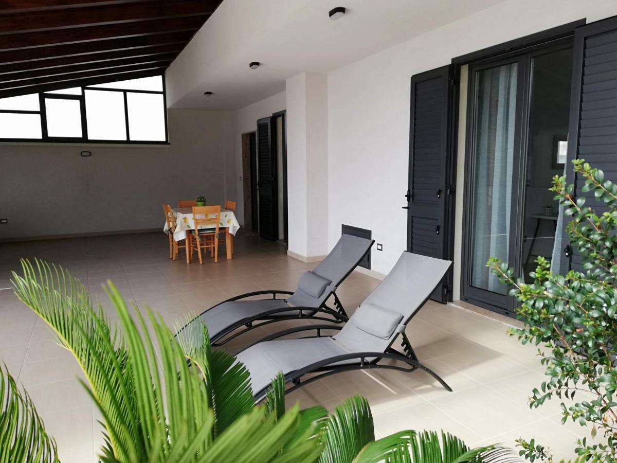 Appartamento Gambero Beach Santa Teresa Di Riva Esterno foto